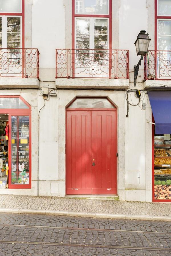 Update Urban Chic Flat In 19Th Century Building 2 Bedrooms & 2 Bathrooms & Ac Central Alfama District Lisabona Exterior foto