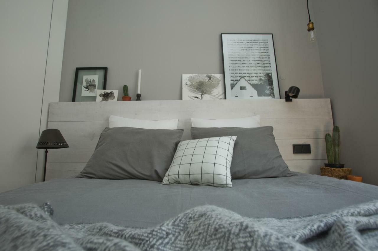 Update Urban Chic Flat In 19Th Century Building 2 Bedrooms & 2 Bathrooms & Ac Central Alfama District Lisabona Exterior foto