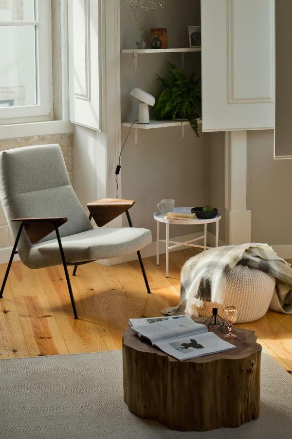 Update Urban Chic Flat In 19Th Century Building 2 Bedrooms & 2 Bathrooms & Ac Central Alfama District Lisabona Exterior foto